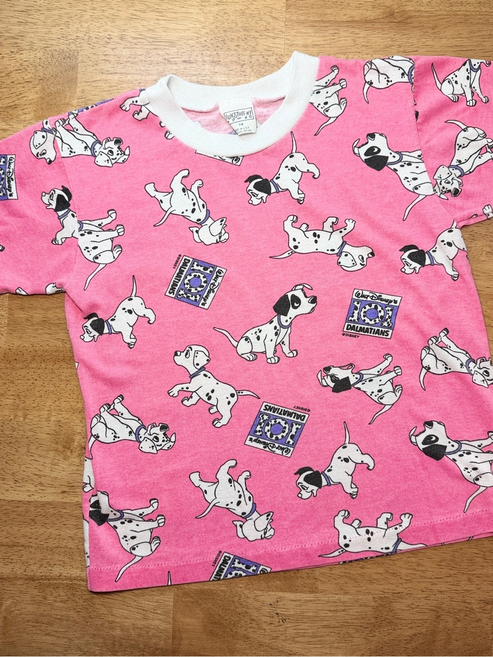 Vtg Disney 101 Dalmatians AOP Pink Girls Shirt Size 7/8 Single Stitch USA 90s